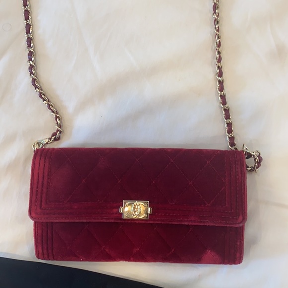 CHANEL BOY VELVET WALLET ON A CHAIN WOC BAG - Picture 7 of 10